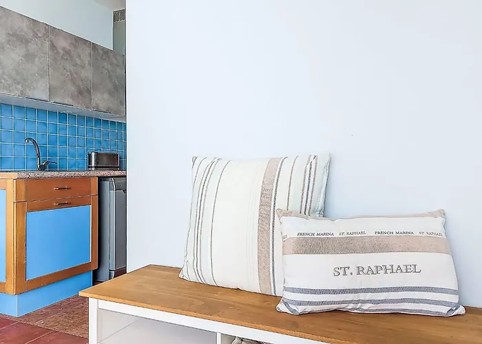Le Saint Louis By Interhome מנטון