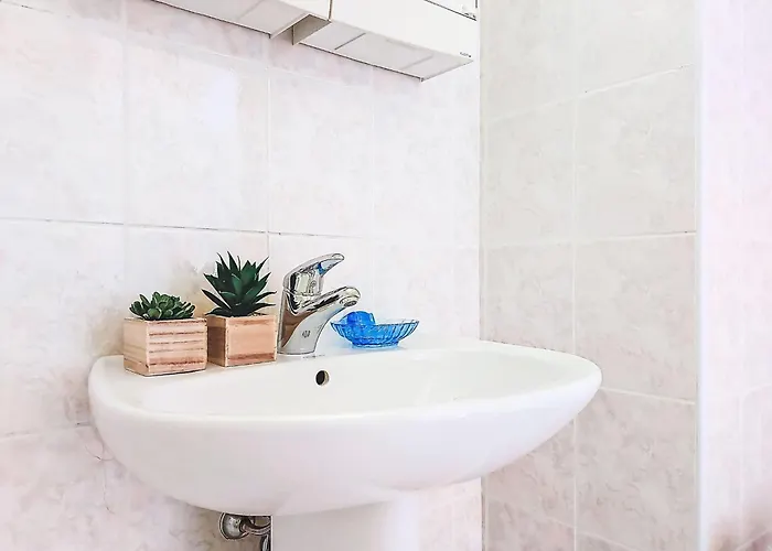 Le Saint Louis By Interhome מנטון